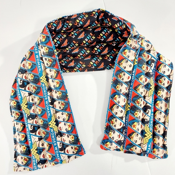 Wonder Woman, therapeutic heating-cooling rice bag, heat pad, cold pack - Picture 1 of 6